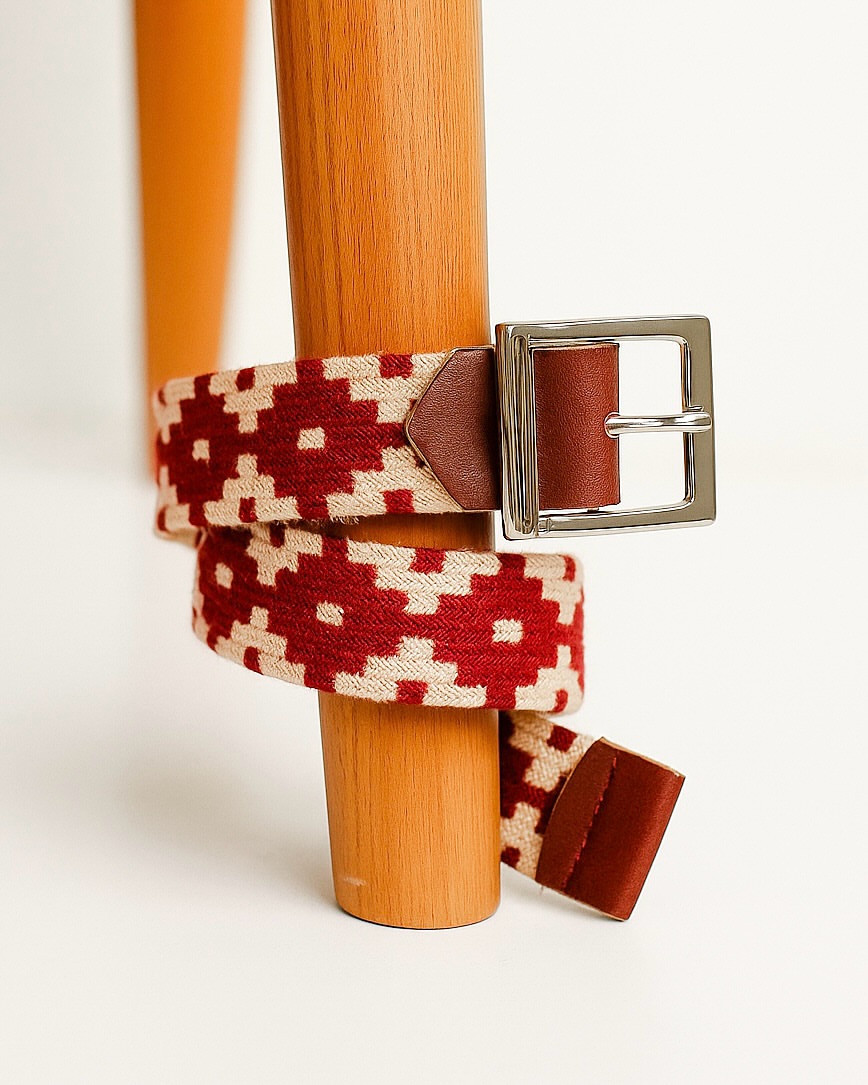 کمربند ترکیب گلیم دستباف و چرم